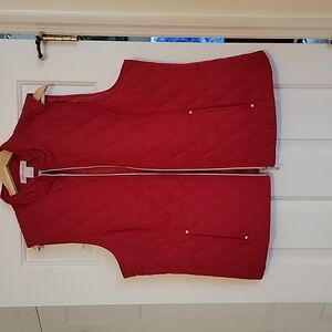 Allison Daley golf vest